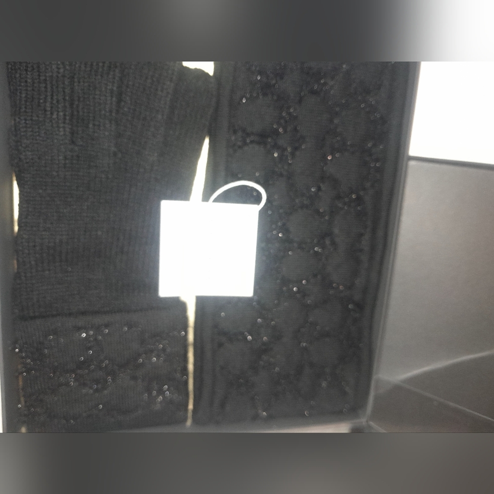 New Coach Gloves And Headband Set In Sing.Black With Gift Box NWT - Picture 8 of 11